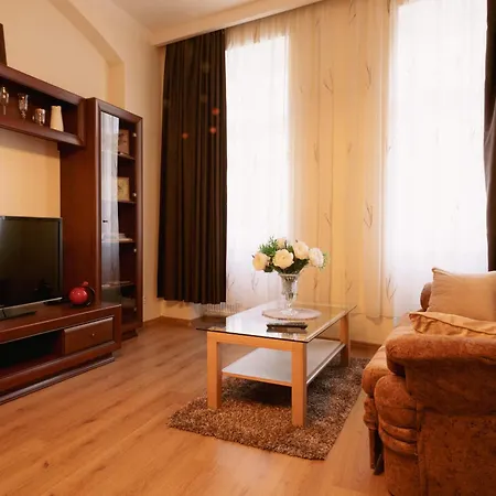 U Tri Jehnatek Apartment Karlovy Vary