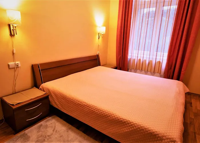 U Tri Jehnatek Apartament
